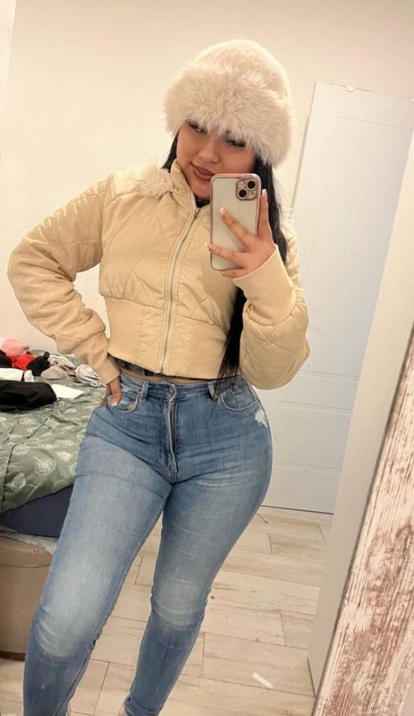678710115: Chica busca chico en Málaga