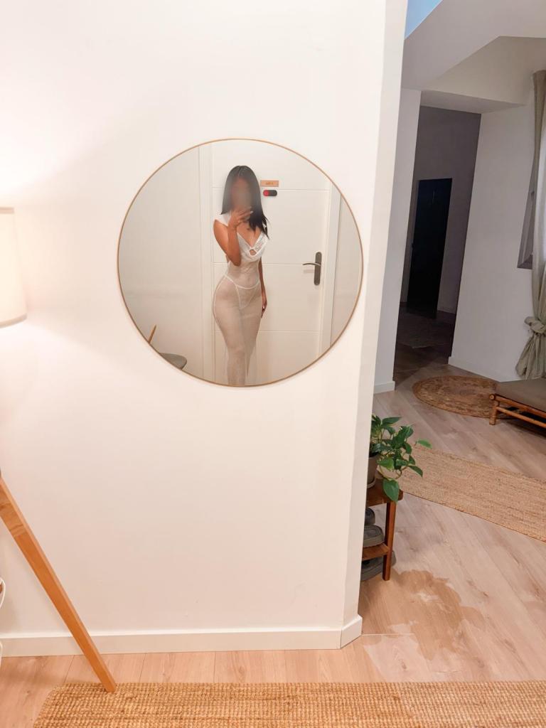 Chica busca chico en Mallorca: 