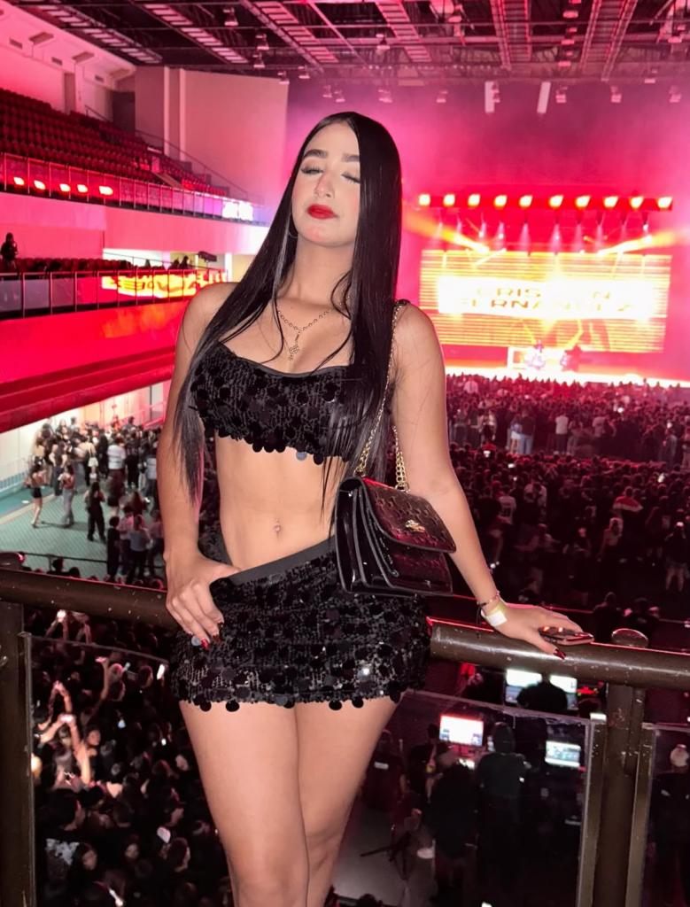 624561865: Chica busca chico en Zaragoza