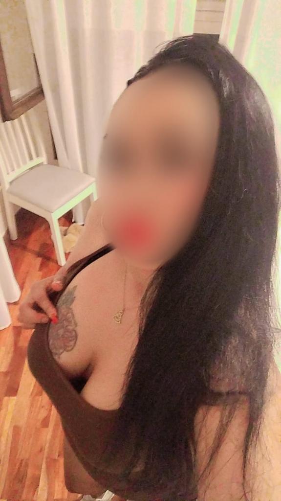 603292972: Chica busca chico en Cantabria