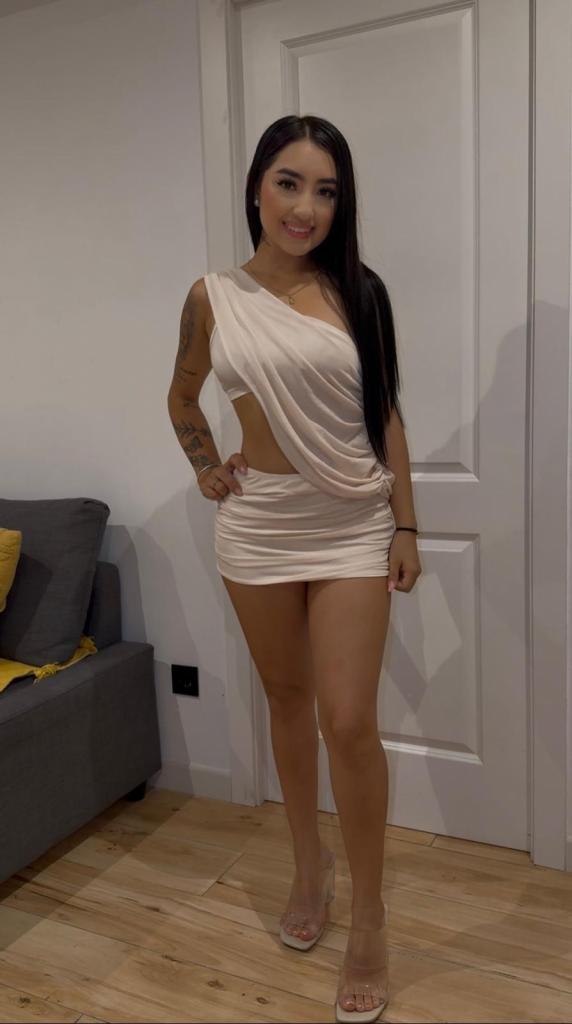 637589463: Chica busca chico en Málaga