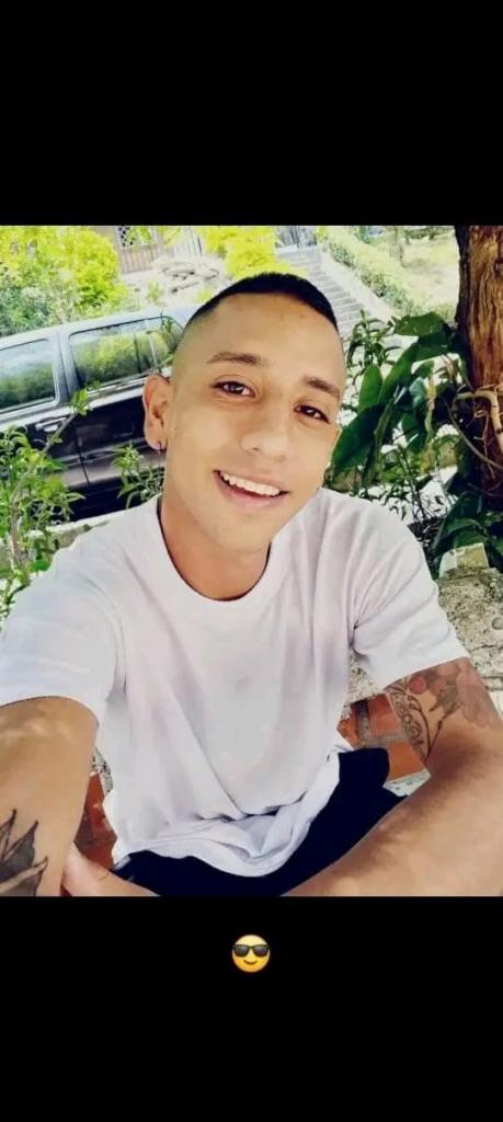 Chico busca chica en Gerona: 