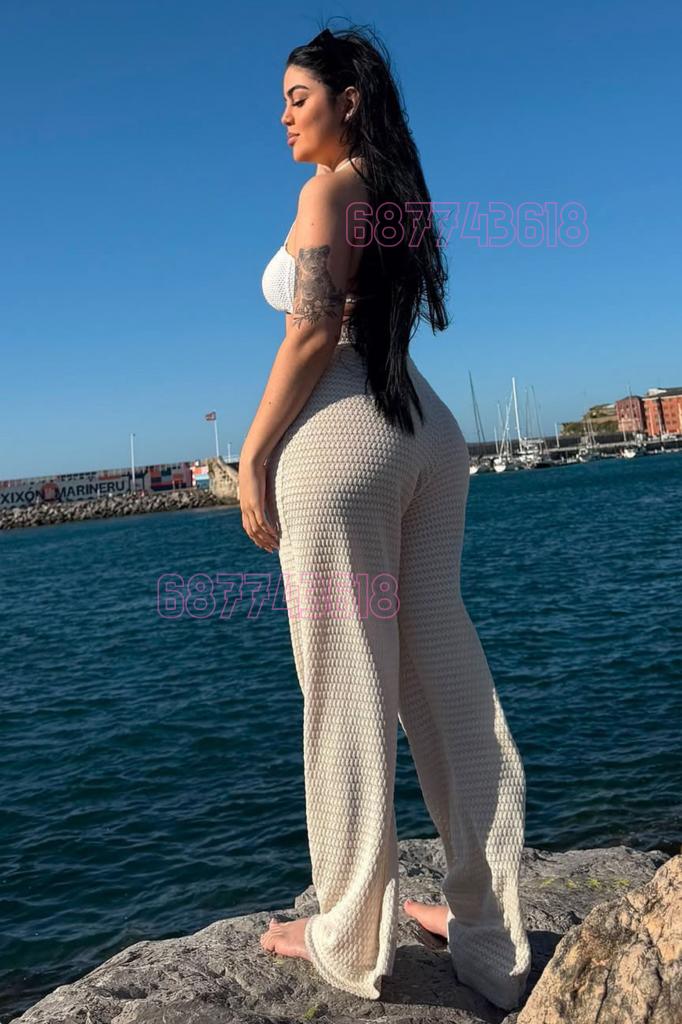 Chica busca chico en Orense: 