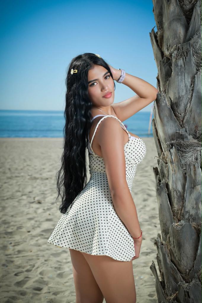 Chica busca chico en Alicante: Chica busca chico