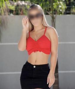631403736: Chica busca chico en La Coruña