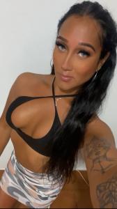 652835383: Chica busca chico en Gerona
