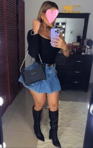 604831735: Chica busca chico en Málaga