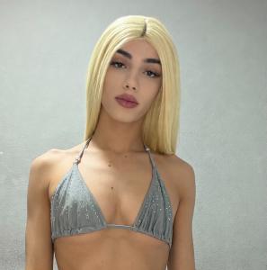 692335800: Travesti en Barcelona
