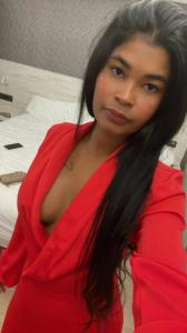610048307: Chica busca chico en La Coruña