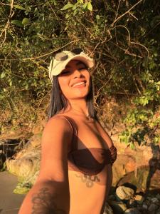 693223063: Chica busca chico en La Coruña
