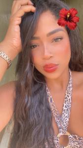 647163074: Chica busca chico en Málaga