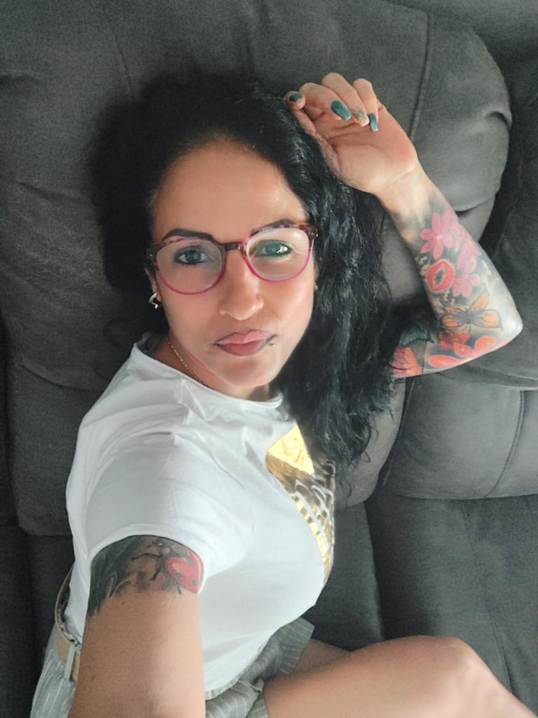 722559063: Chica busca chico en Barcelona