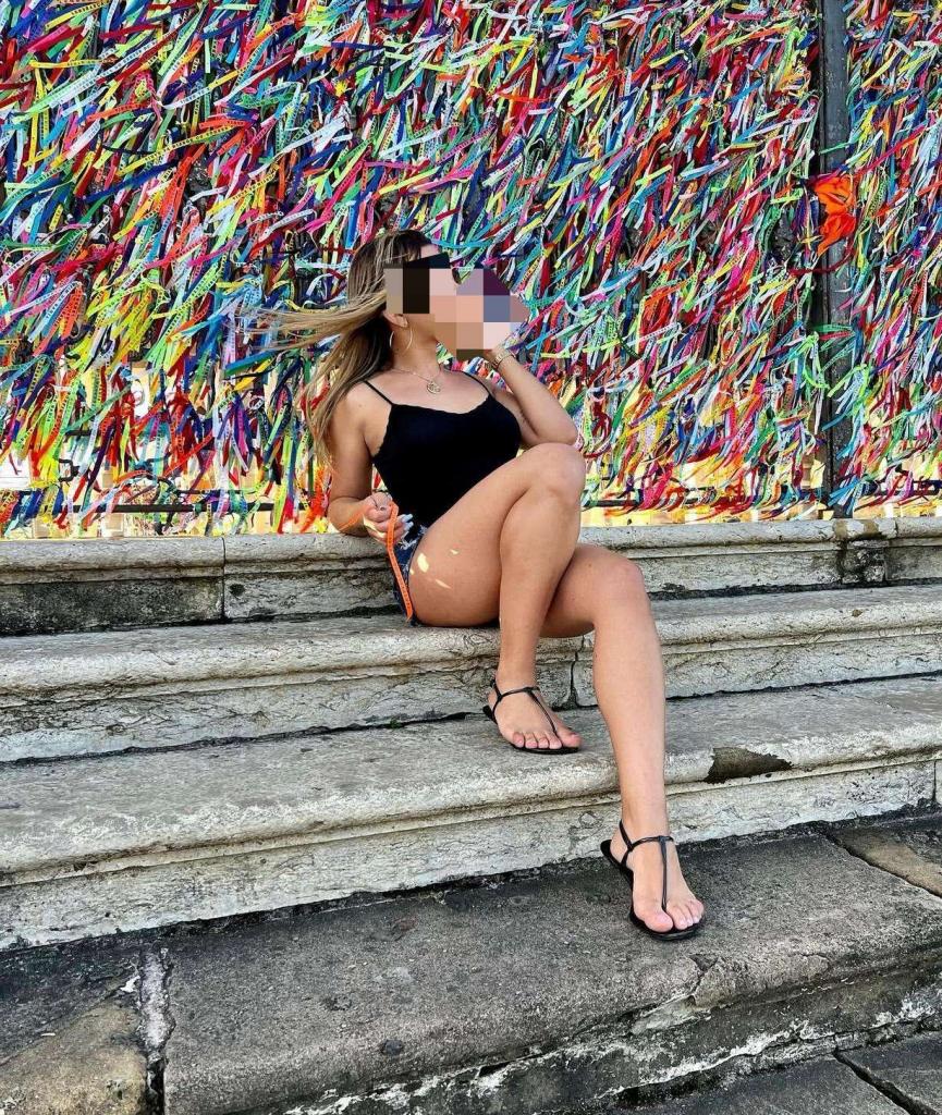 643598654: Chica busca chico en Cantabria