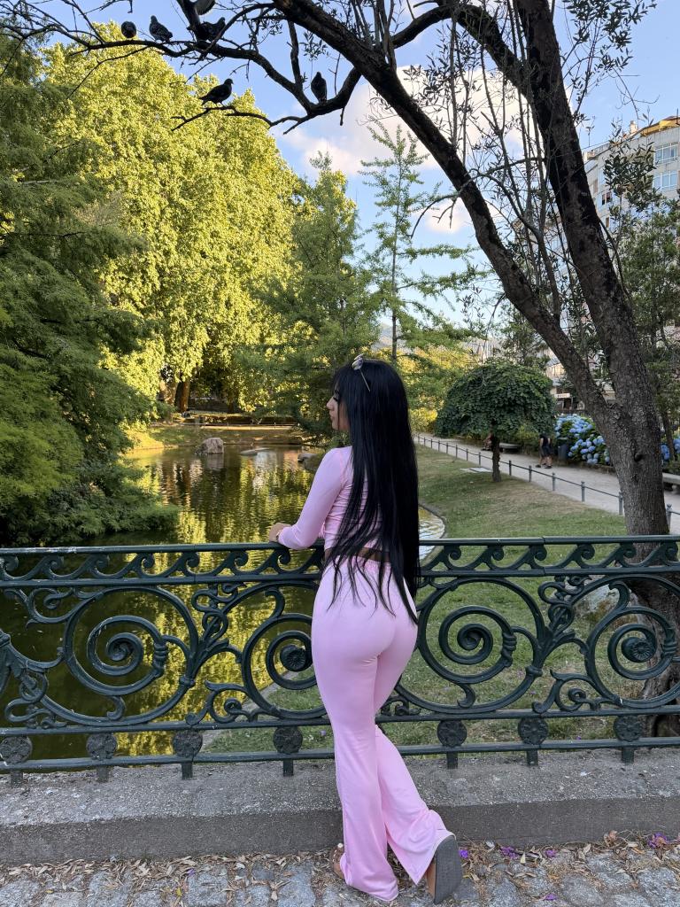 693223063: Chica busca chico en La Coruña