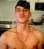 623368860: Chico busca chica en Madrid