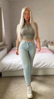 675033699: Chica busca chico en Madrid