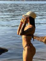 693223063: Chica busca chico en La Coruña