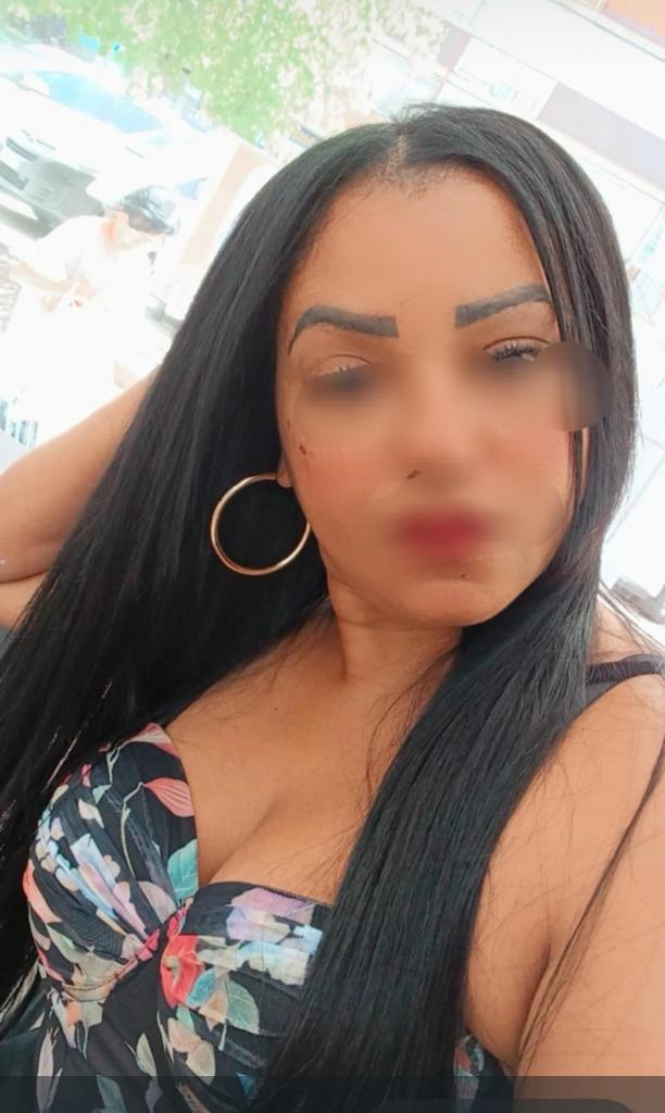 641427315: Chica busca chico en Madrid