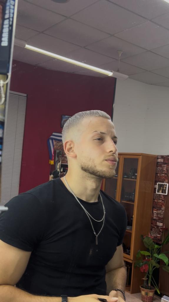 624956115: Chico busca chica en La Coruña