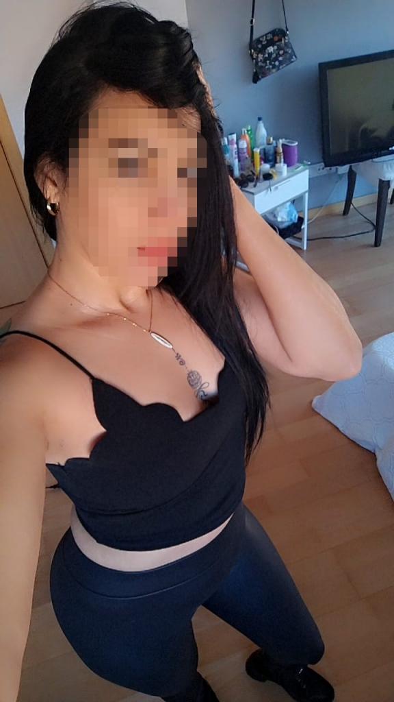 Chica busca chico en Barcelona: 