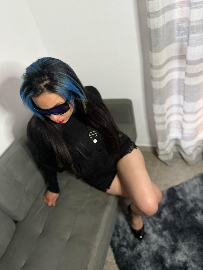 611621512: Chica busca chico en Huesca