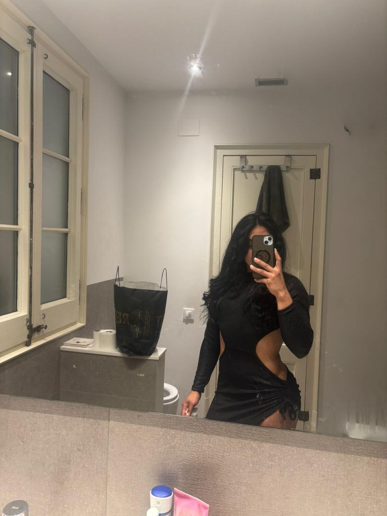 Chica busca chico en Granada: 