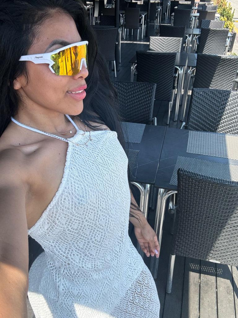 Chica busca chico en Granada: 