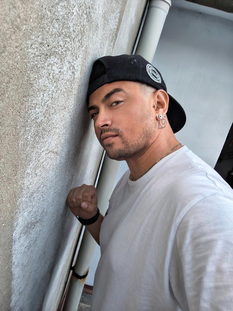 Chico busca chica en Murcia: 