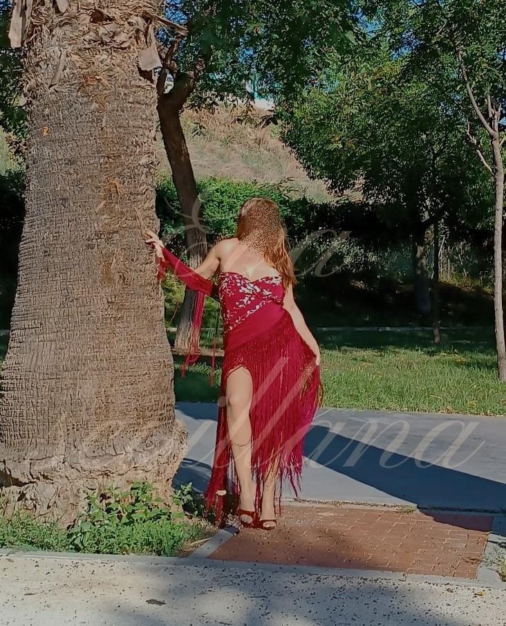 Chica busca chico en Sevilla: 