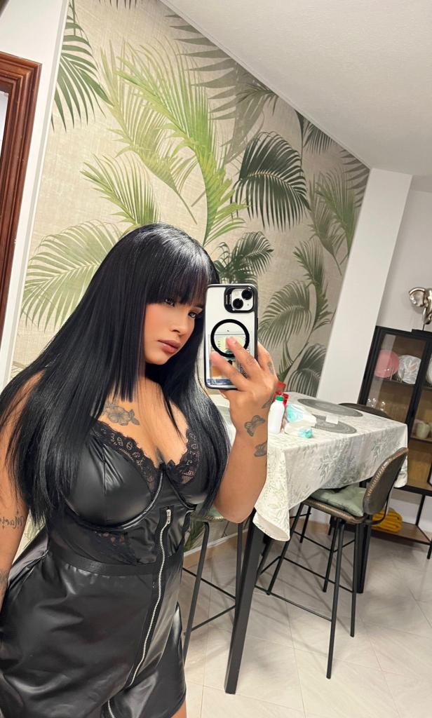 Chica busca chico en Tenerife: 