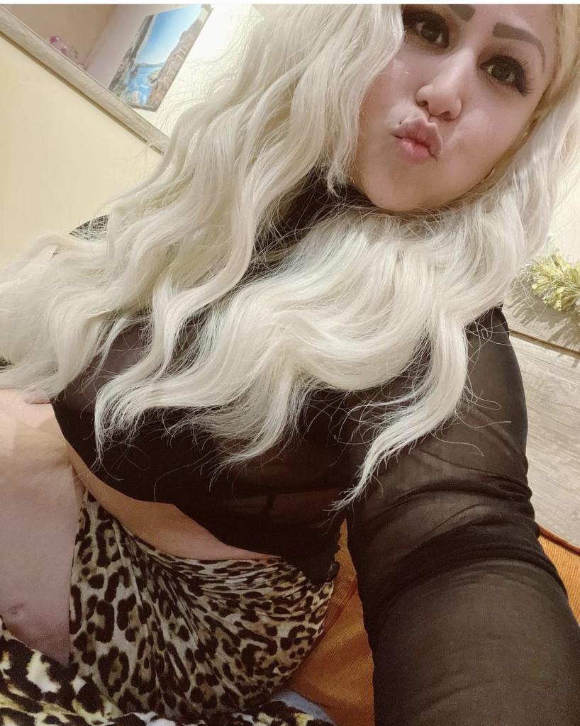 685865581: Chica busca chico en Palencia