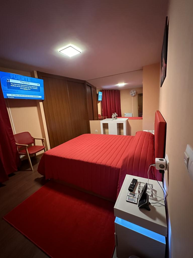 Chica busca chico en La Coruña: 