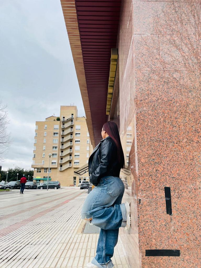 Chica busca chico en Burgos: 