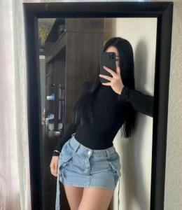 641844352: Chica busca chico en Ibiza