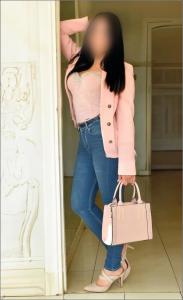 672572924: Chica busca chico en Madrid