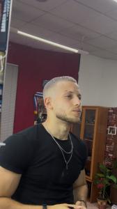 624956115: Chico busca chica en La Coruña