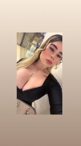 631227788: Chica busca chico en Barcelona