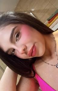 674370567: Chica busca chico en Málaga