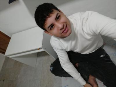 600973795: Chico busca chica en Tarragona