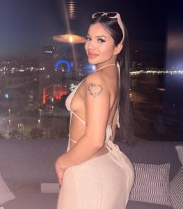 672703505: Chica busca chico en Barcelona