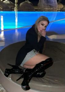 642406288: Chica busca chico en Almería