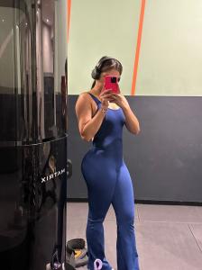 603989858: Chica busca chico en Asturias