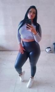 649943235: Chica busca chico en Barcelona