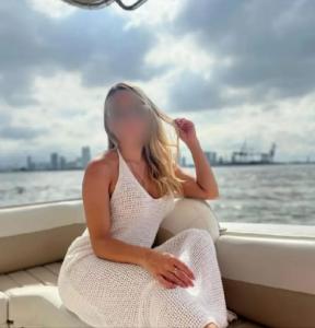 614531131: Chica busca chico en Sevilla