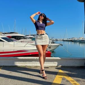 671858762: Chica busca chico en León