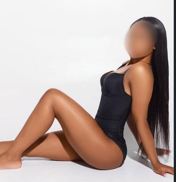 Chica busca chico en Cantabria: 