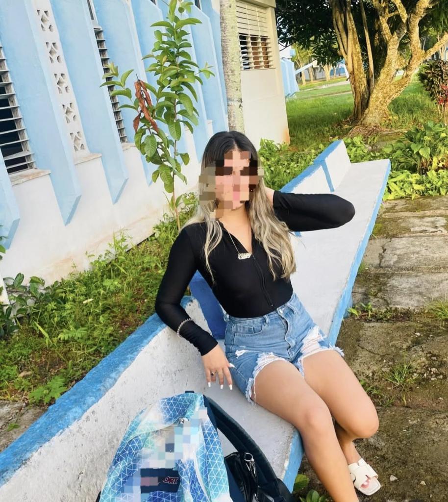 643972034: Chica busca chico en Barcelona