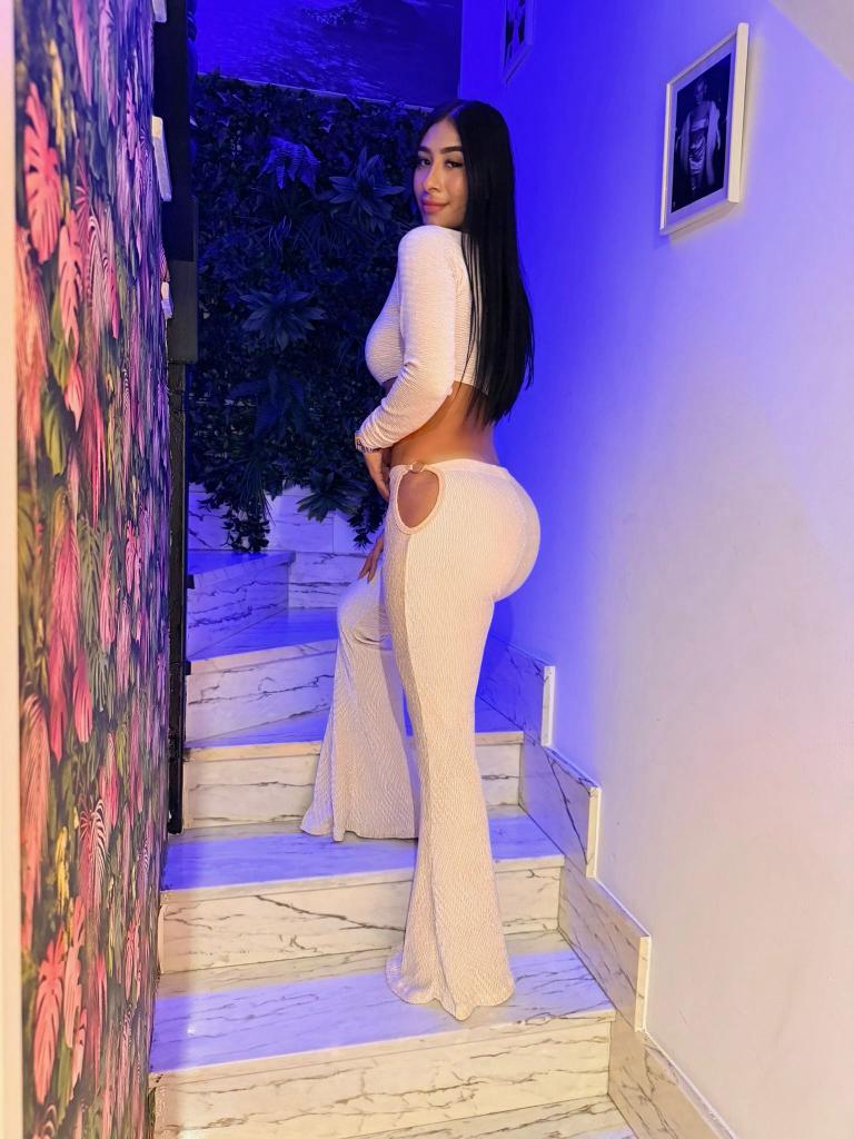 Chica busca chico en Madrid: Chica busca chico