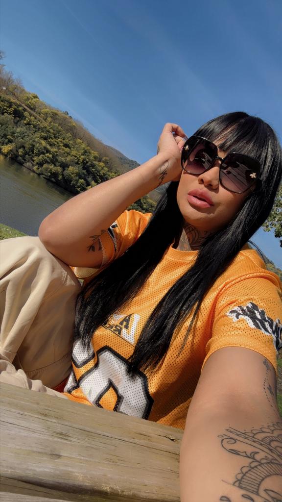 Chica busca chico en Orense: 