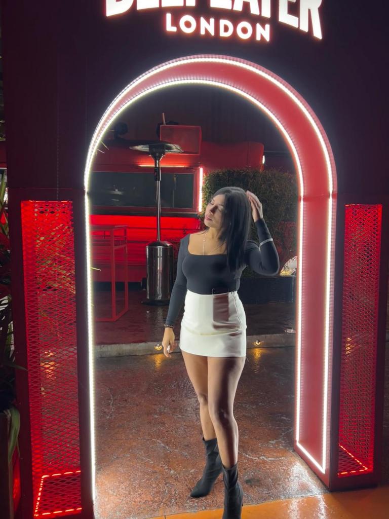 Chica busca chico en Tenerife: 